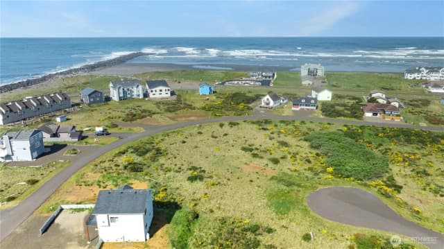 Property photo for 471 Hilo Court, Ocean Shores photo 2