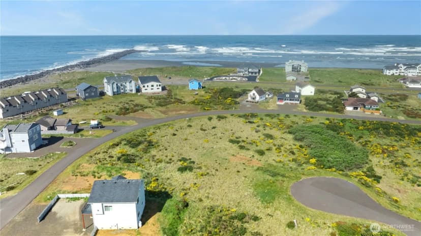 Property photo for 471 Hilo Court, Ocean Shores photo 2