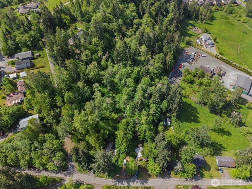 Property photo for 475 Larson Street, Eatonville photo 7