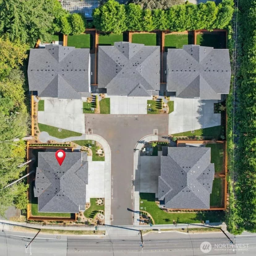 Property photo for 121 171st Place Sw #b, Bothell photo 36