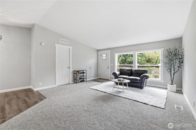 Property photo for 8329 Abelia Ct Se, Yelm photo 5