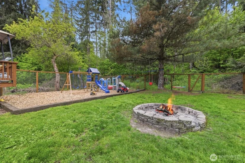 Property photo for 8329 Abelia Ct Se, Yelm photo 2