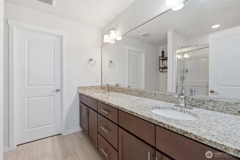 Property photo for 22328 88th Way S #a104, Kent photo 11