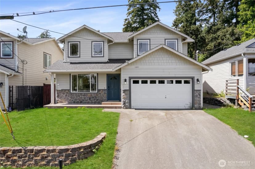Property photo for 1641 Bayview Drive W, Bremerton