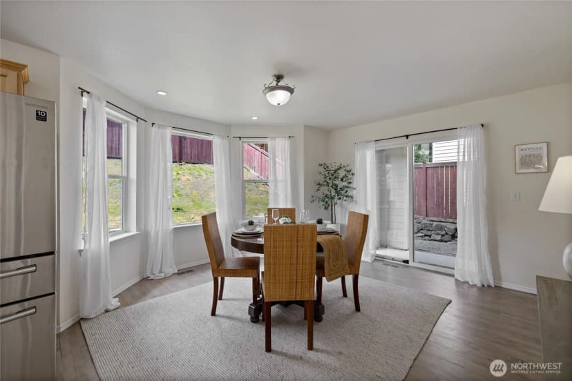 Property photo for 1641 Bayview Drive W, Bremerton photo 14