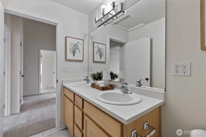 Property photo for 1641 Bayview Drive W, Bremerton photo 23
