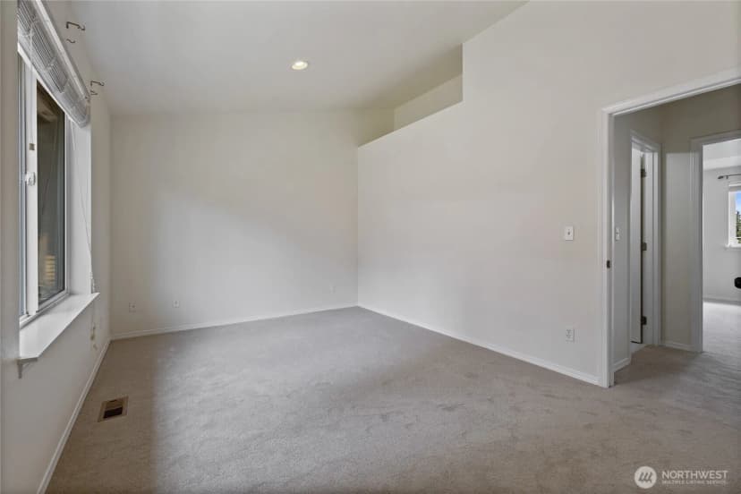 Property photo for 1641 Bayview Drive W, Bremerton photo 28