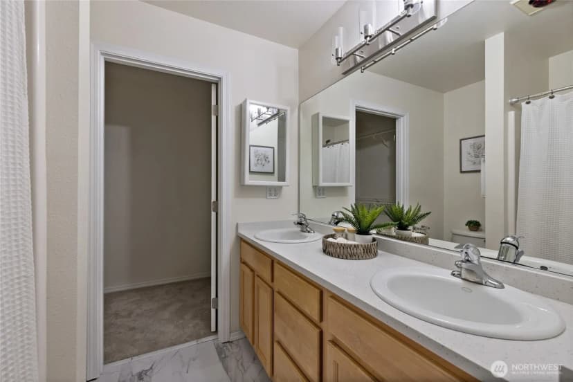 Property photo for 1641 Bayview Drive W, Bremerton photo 24