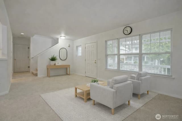 Property photo for 3904 Ne 5th Place, Renton photo 5