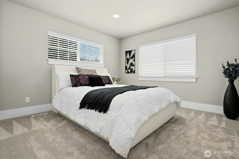 Property photo for 19028 175th Place Se, Renton photo 23