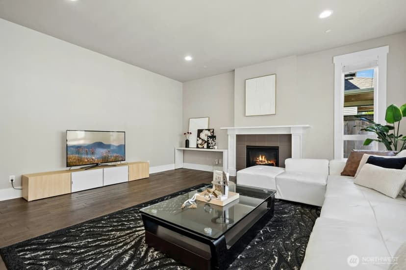 Property photo for 19028 175th Place Se, Renton photo 8