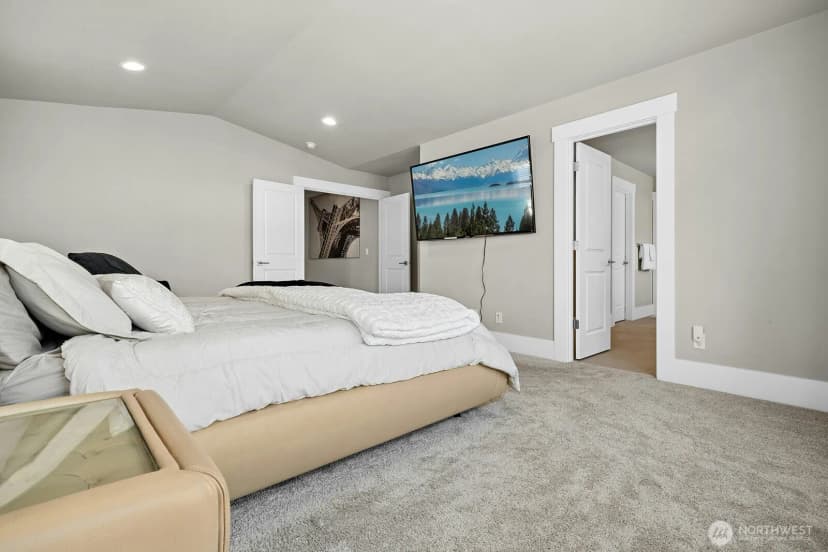 Property photo for 19028 175th Place Se, Renton photo 18