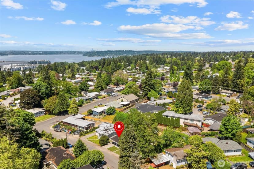 Property photo for 640 Ferndale Avenue Ne, Renton photo 32