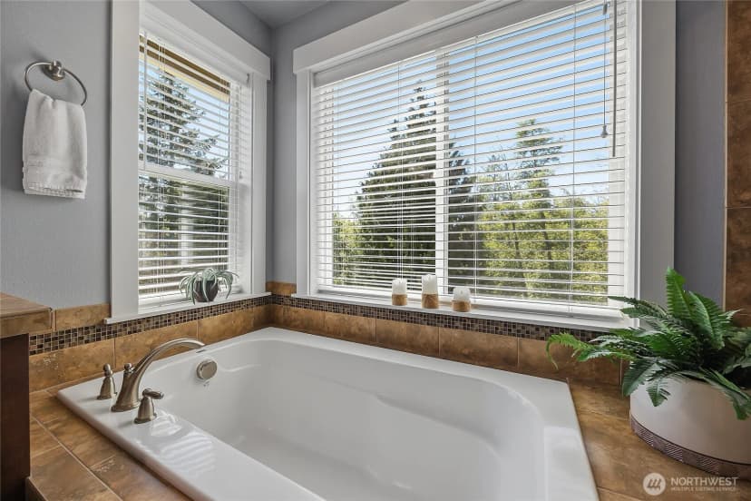 Property photo for 28132 11th Avenue Nw, Arlington photo 17