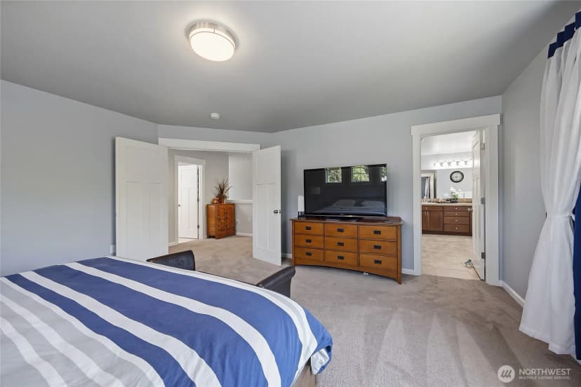 Property photo for 28132 11th Avenue Nw, Arlington photo 16