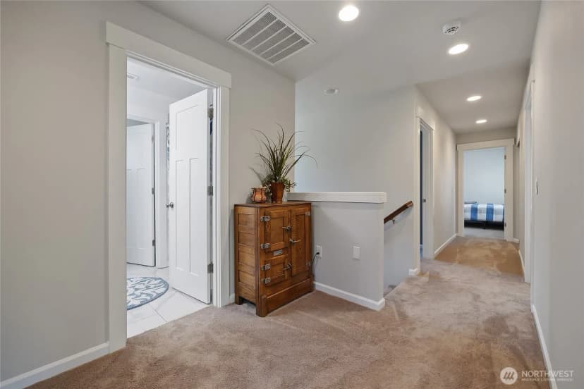 Property photo for 28132 11th Avenue Nw, Arlington photo 19