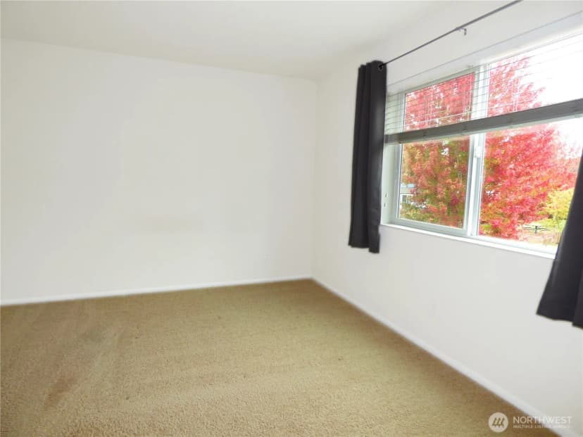 Property photo for 2720 13th Avenue Nw, Puyallup photo 13
