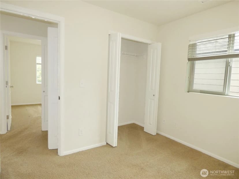 Property photo for 2720 13th Avenue Nw, Puyallup photo 17