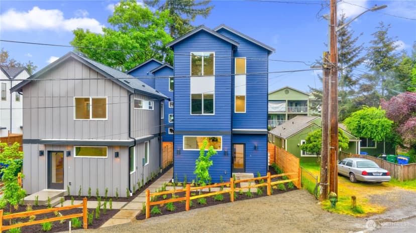Property photo for 12032 Hiram Place Ne, Seattle