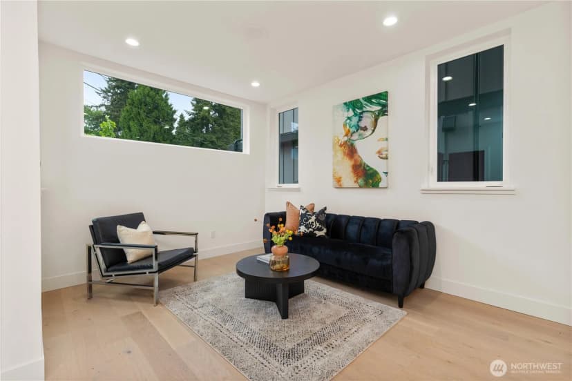 Property photo for 12032 Hiram Place Ne, Seattle photo 4