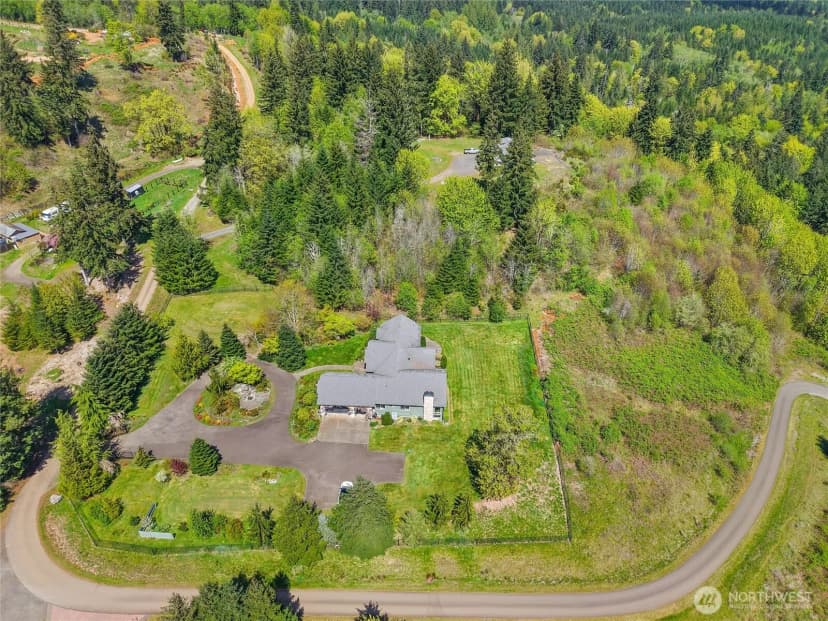 Property photo for 8144 Todderjen Lane Sw, Olympia photo 35