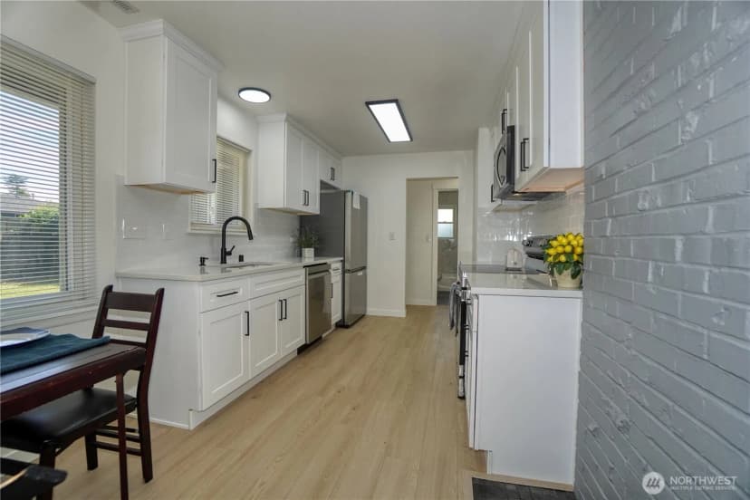 Property photo for 10746 63rd Avenue S, Seattle photo 10