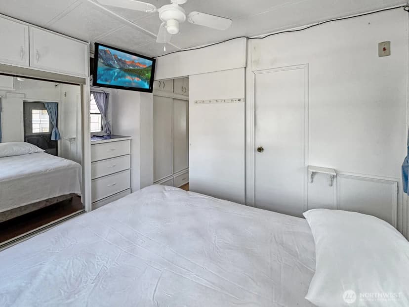 Property photo for 5001 Bay Road #d3, Blaine photo 16