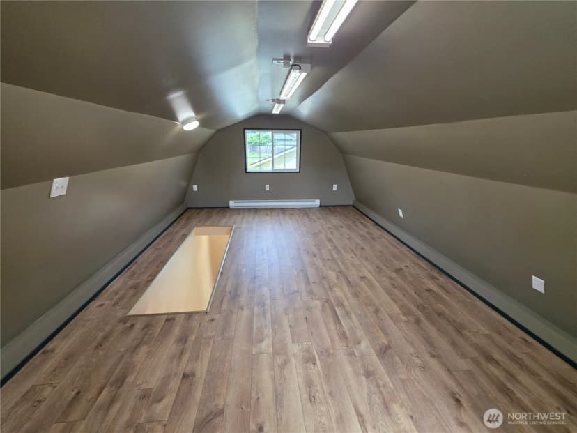 Property photo for 11211 Se 223rd Place, Kent photo 14