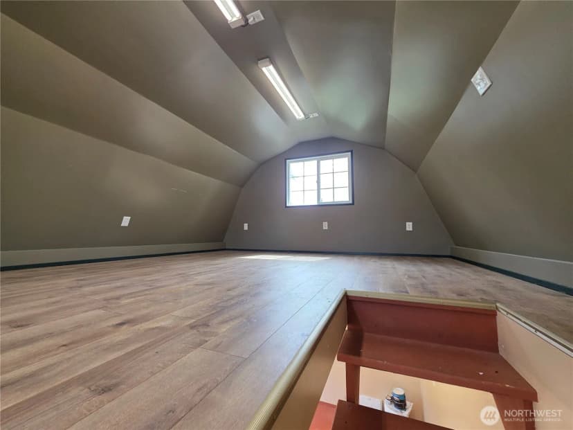 Property photo for 11211 Se 223rd Place, Kent photo 15