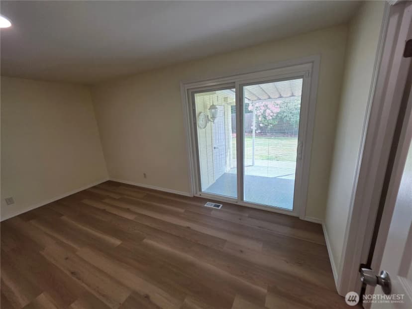 Property photo for 11211 Se 223rd Place, Kent photo 25