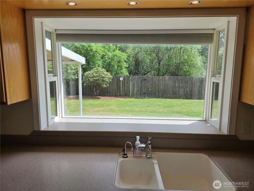 Property photo for 11211 Se 223rd Place, Kent photo 23