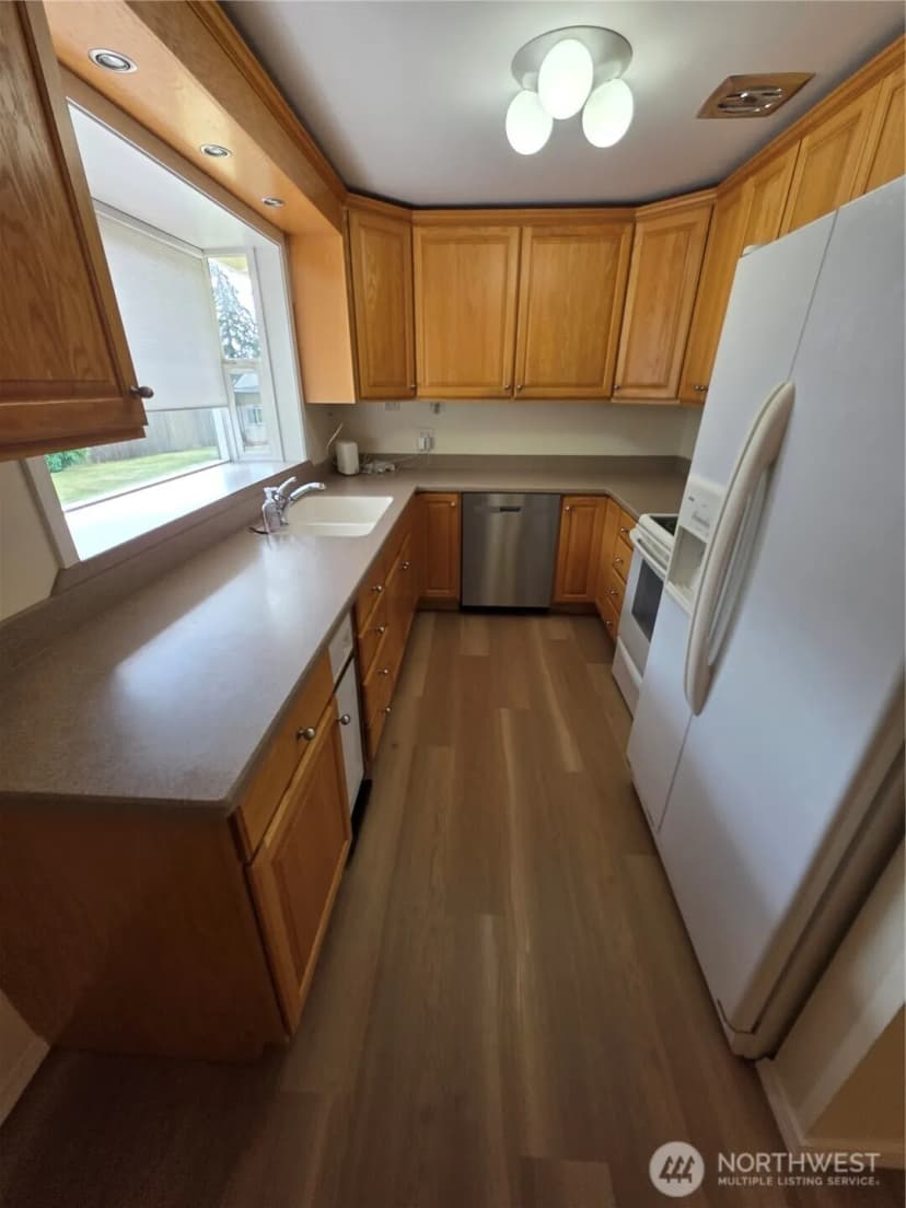 Property photo for 11211 Se 223rd Place, Kent photo 22