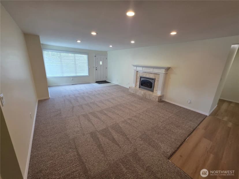 Property photo for 11211 Se 223rd Place, Kent photo 19