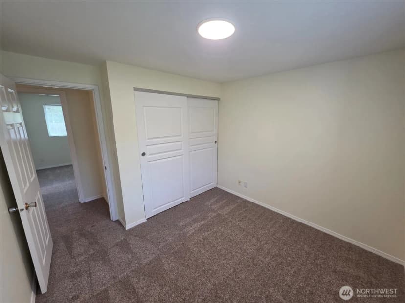 Property photo for 11211 Se 223rd Place, Kent photo 32