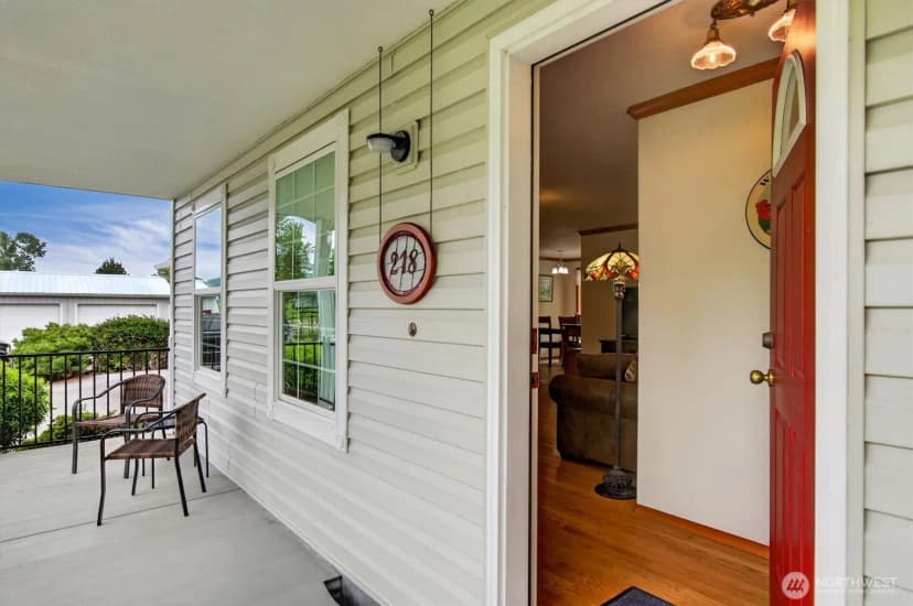 Property photo for 218 W Sunny Sands Road, Cathlamet photo 6