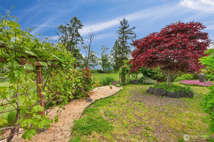 Property photo for 218 W Sunny Sands Road, Cathlamet photo 37