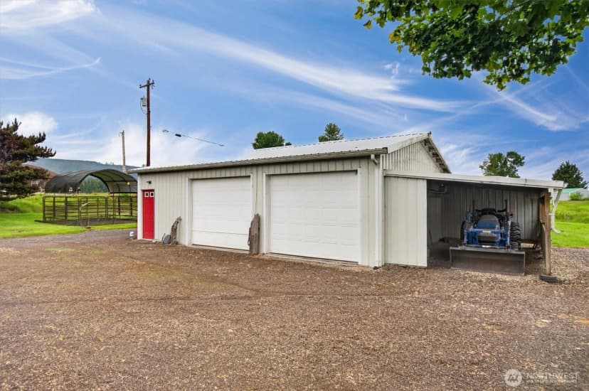 Property photo for 218 W Sunny Sands Road, Cathlamet photo 27