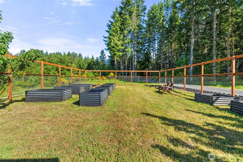 Property photo for 37804 34th Avenue E, Roy photo 33