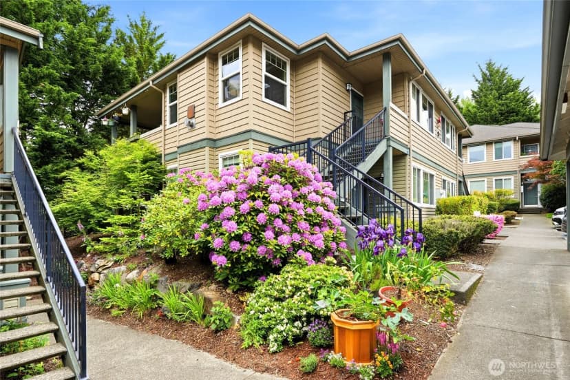 Property photo for 1500 S 18th Street #p201, Renton photo 2