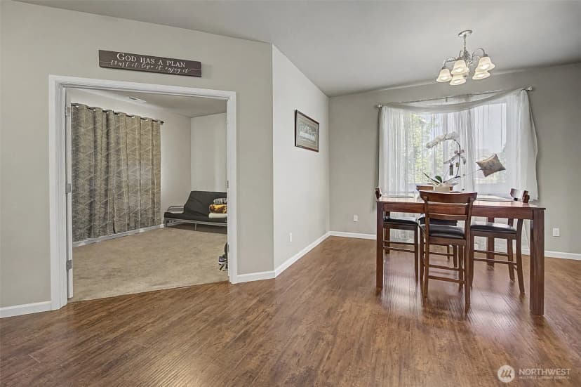 Property photo for 502 Carrier Avenue Sw, Orting photo 7