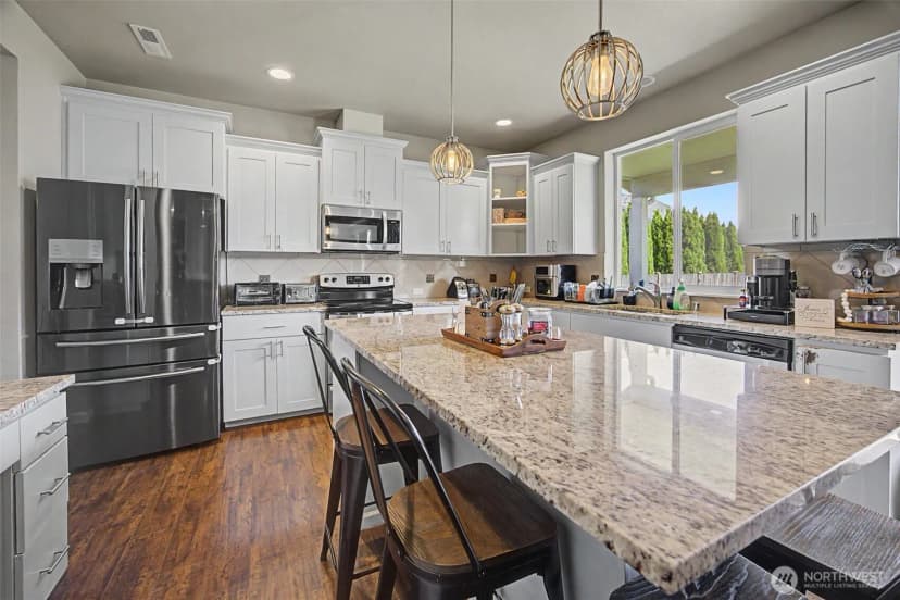 Property photo for 502 Carrier Avenue Sw, Orting photo 12