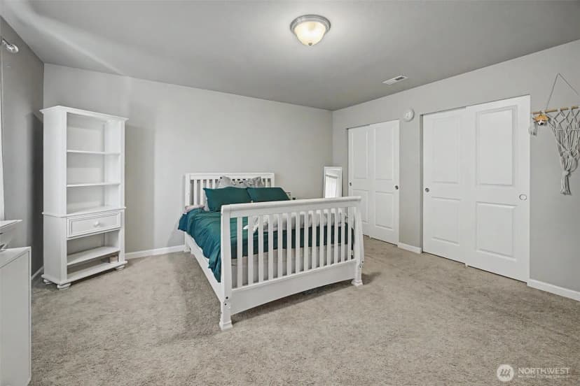 Property photo for 502 Carrier Avenue Sw, Orting photo 29