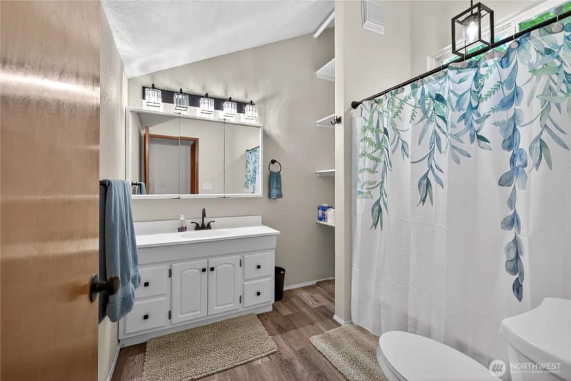 Property photo for 8494 Icicle Road, Leavenworth photo 15