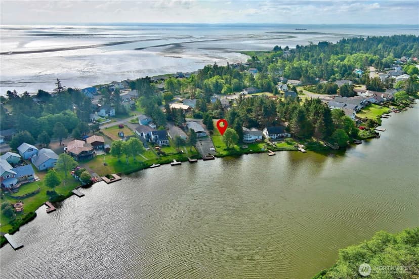 Property photo for 579 Blue Wing Loop Se, Ocean Shores photo 13