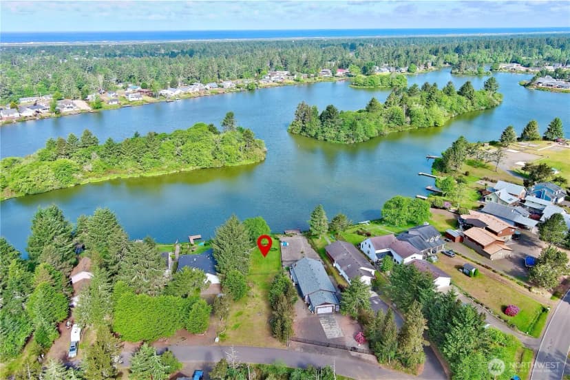 Property photo for 579 Blue Wing Loop Se, Ocean Shores photo 14