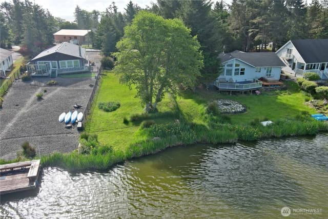 Property photo for 579 Blue Wing Loop Se, Ocean Shores photo 4