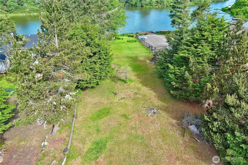 Property photo for 579 Blue Wing Loop Se, Ocean Shores photo 2