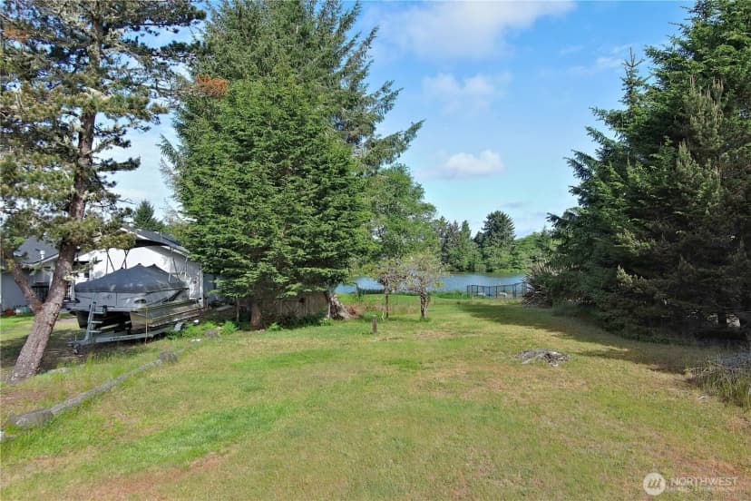 Property photo for 579 Blue Wing Loop Se, Ocean Shores
