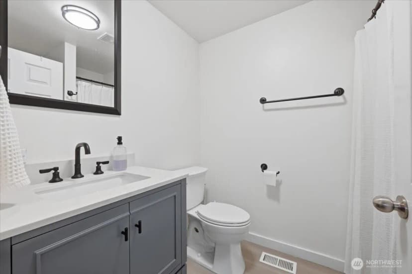 Property photo for 717 S 58th Street, Tacoma photo 14