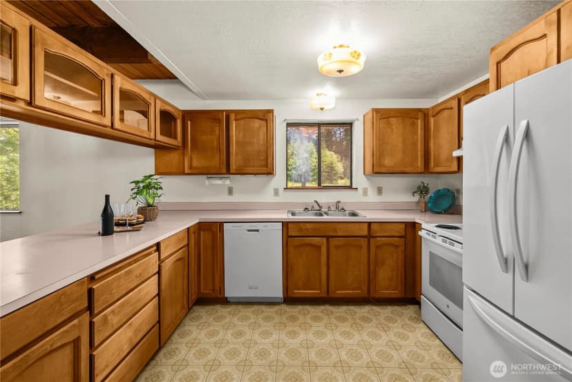 Property photo for 12438 Witland Lane Se, Yelm photo 15
